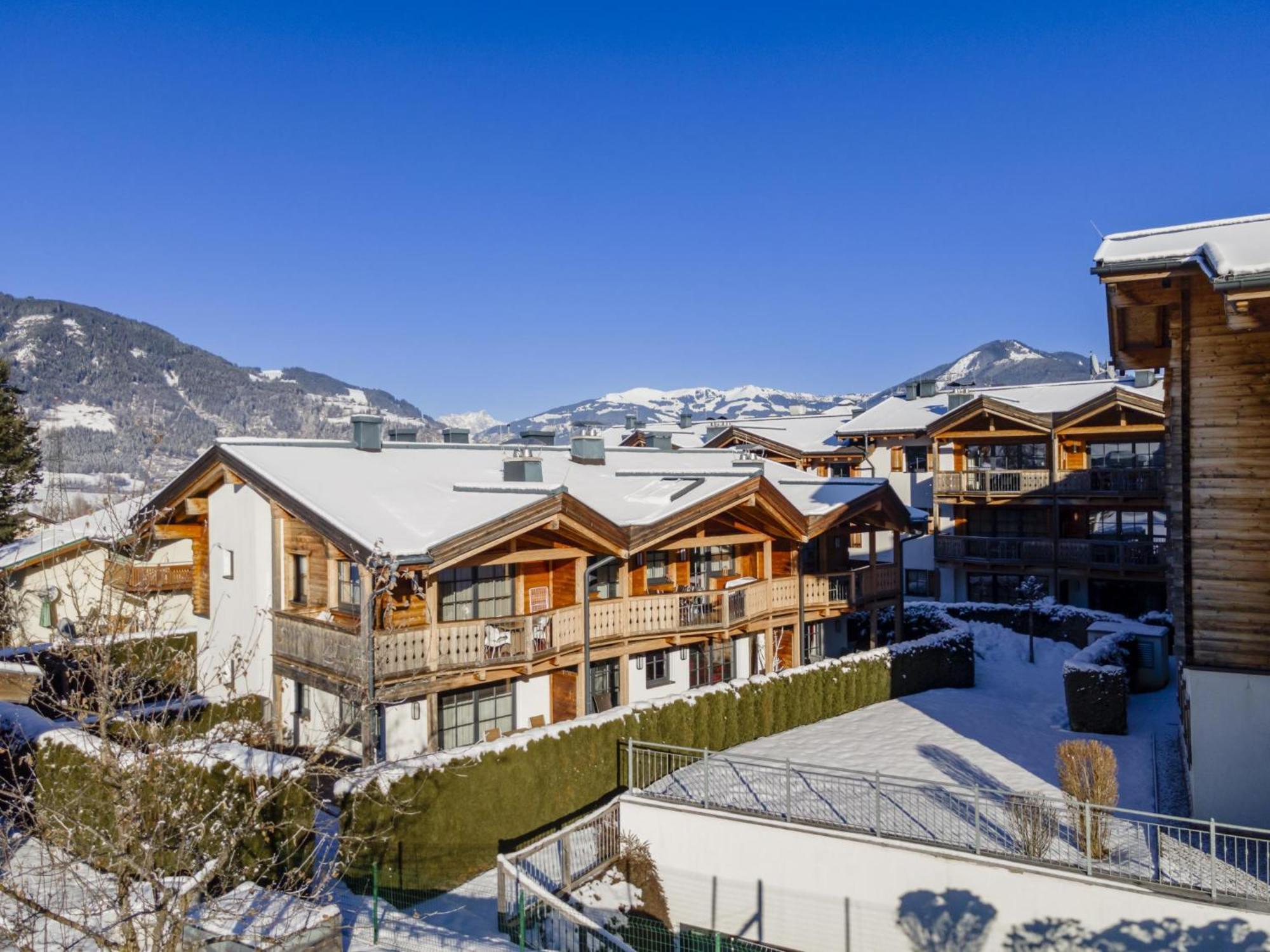Arieke E10 Kaprun Exterior foto
